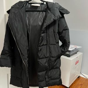 Medium-length down feather coat